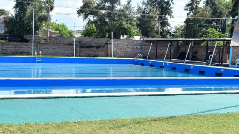 Sáenz Peña: El lunes 22 se inscribe para la “escuela de natación” en la pileta del Polideportivo Municipal