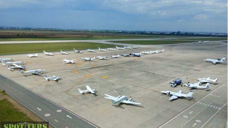 El clásico entre River y Boca abarrotó de aviones el aeropuerto de Córdoba